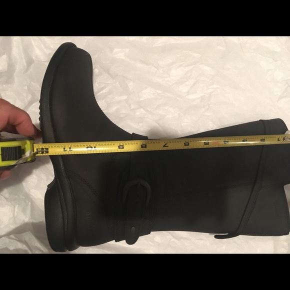 Brand New Women’s Merrell Leather boots - Picture 4 of 6